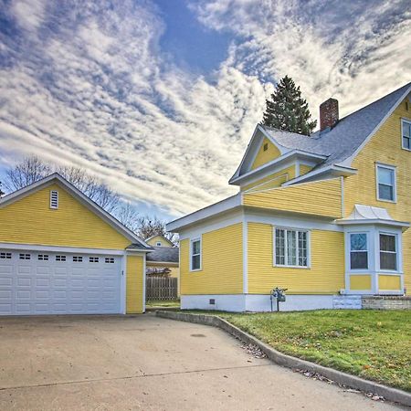 Cozy Appleton Getaway With Screened-In Porch And Yard! 外观 照片