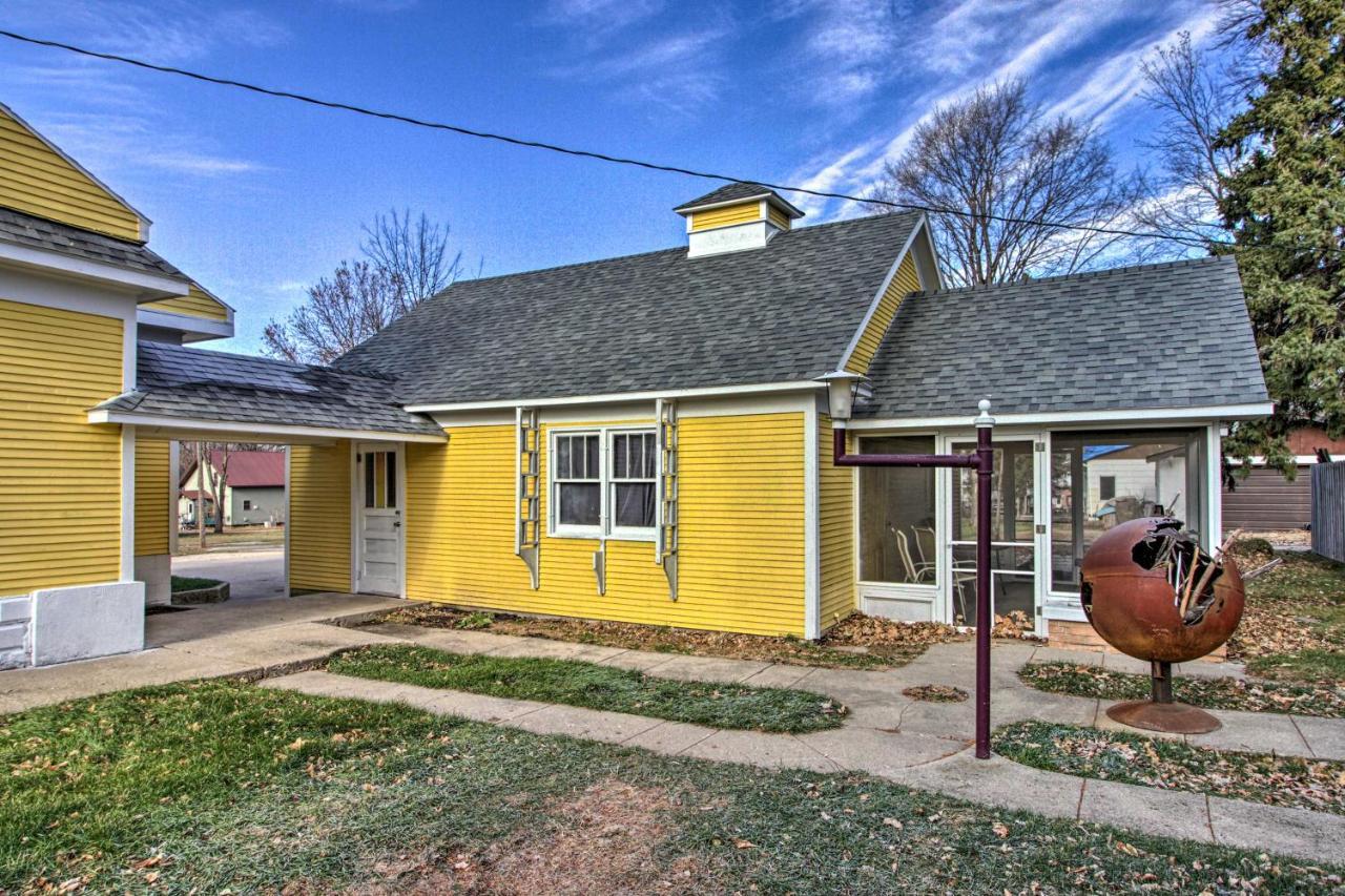 Cozy Appleton Getaway With Screened-In Porch And Yard! 外观 照片